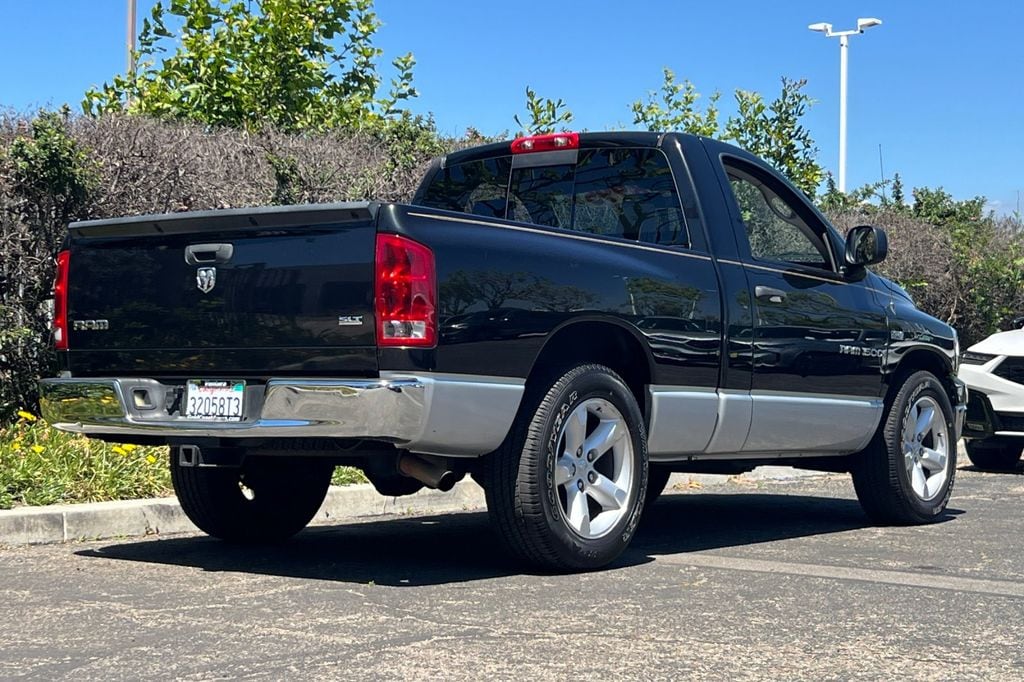 2006 Dodge Ram 1500 Laramie photo 4