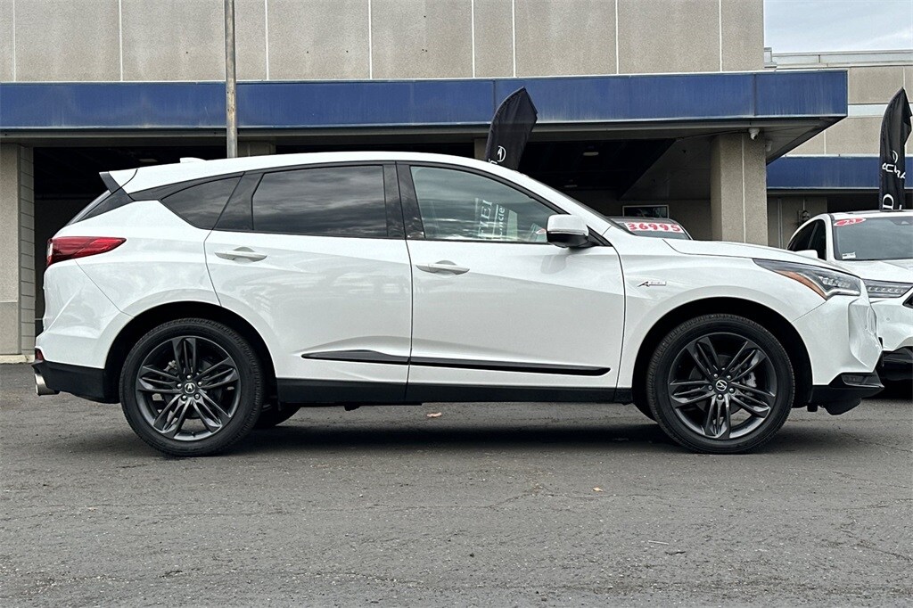 2022 Acura RDX A-Spec photo 2