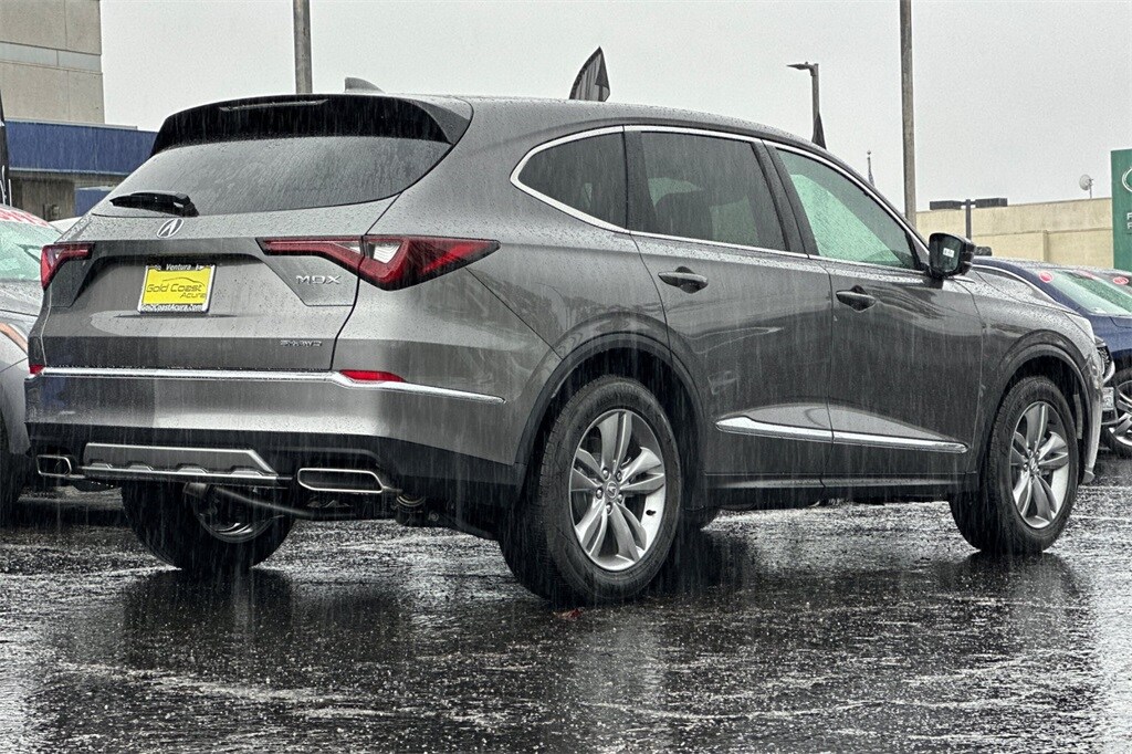 2026 Acura MDX SH-AWD photo 2