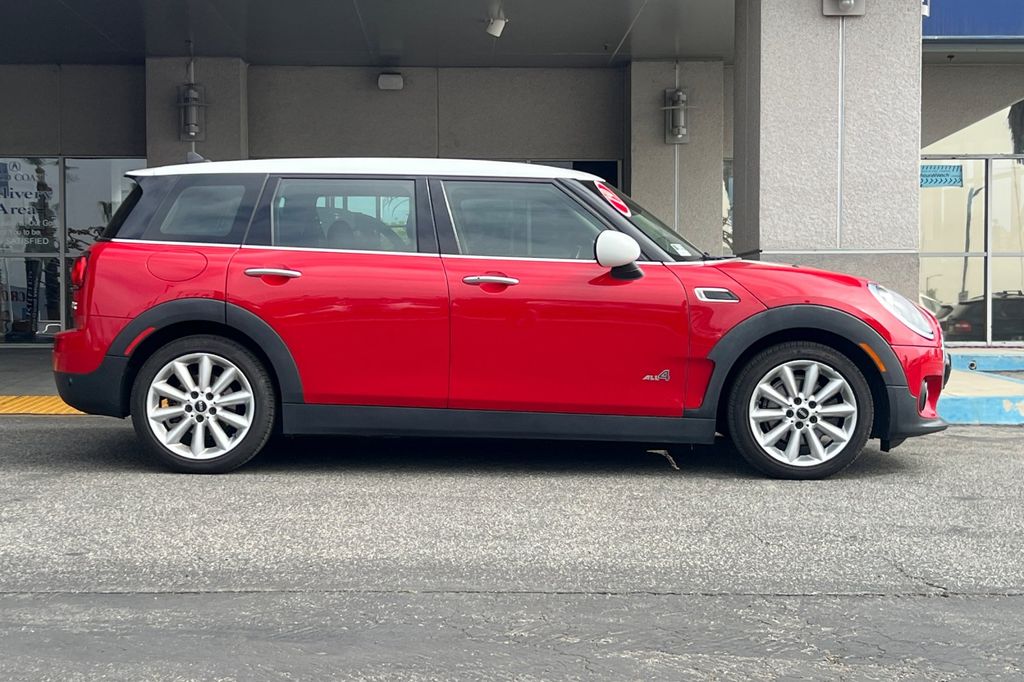 2019 MINI Clubman Cooper photo 3