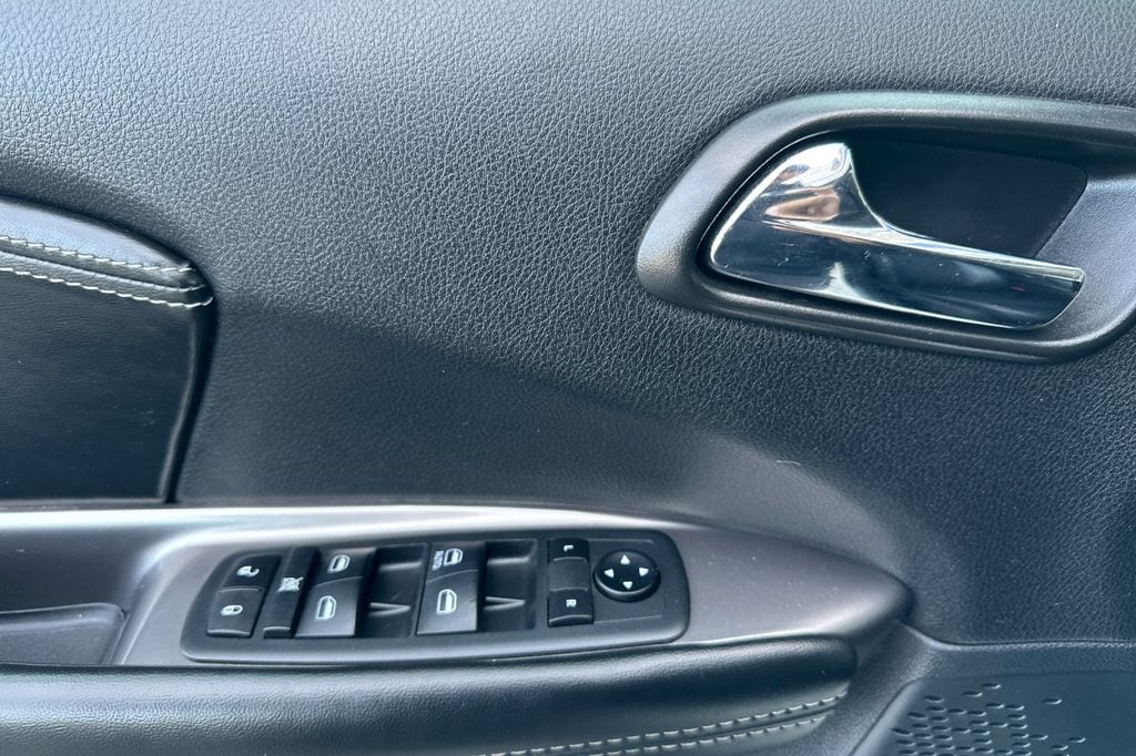 2020 Dodge Journey Crossroad photo 3