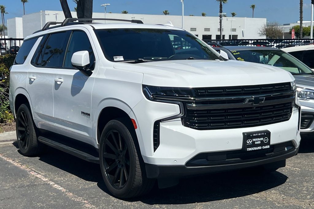 2022 Chevrolet Tahoe RST photo 2