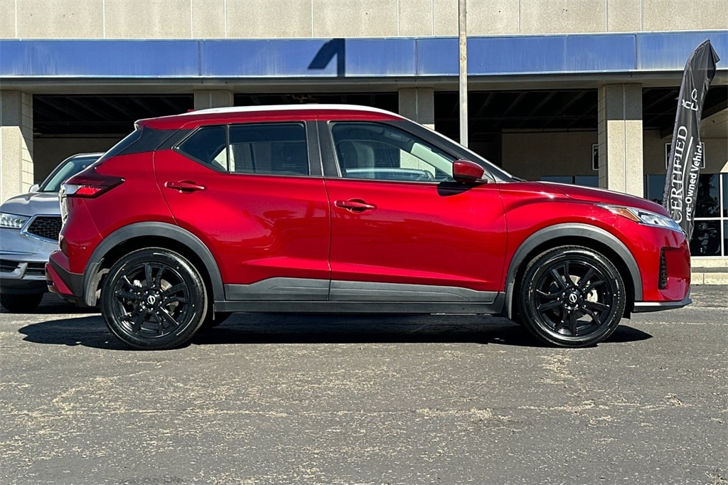 Used 2022 Nissan Kicks SV SUV