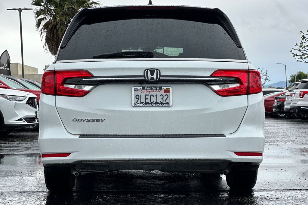2024 Honda Odyssey EX photo 4