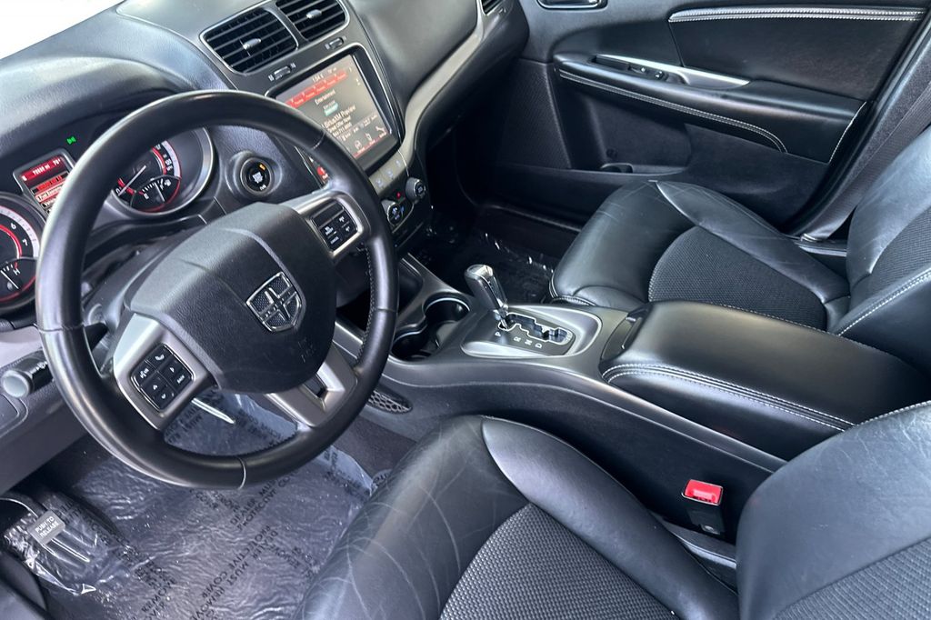 2020 Dodge Journey Crossroad photo 6