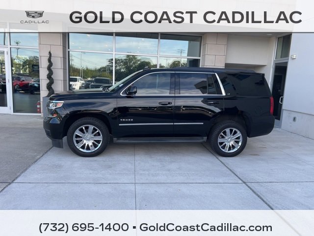 2017 Chevrolet Tahoe LT photo 2