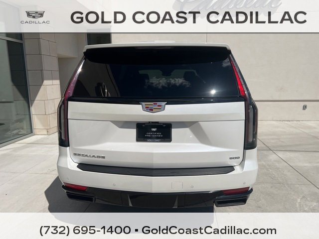 2022 Cadillac Escalade ESV Sport photo 3