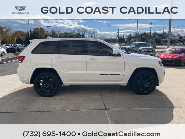 2021 Jeep Grand Cherokee Laredo X photo 4