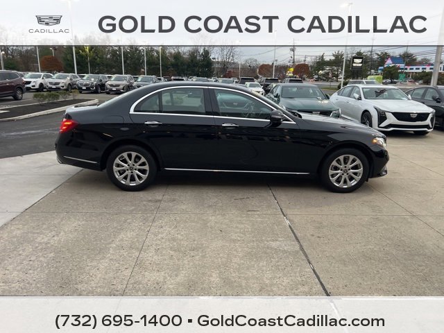 2019 Mercedes Benz E 300 photo 3