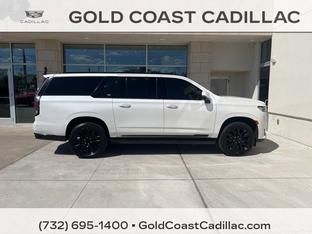 2022 Cadillac Escalade ESV Sport photo 4