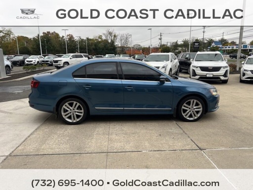 Used 2017 Volkswagen Jetta 1.8T SEL Sedan
