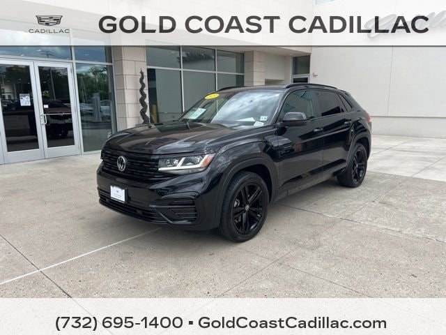 2023 Volkswagen Atlas Cross Sport 2.0T SEL R-Line Black 4MOTION's photo