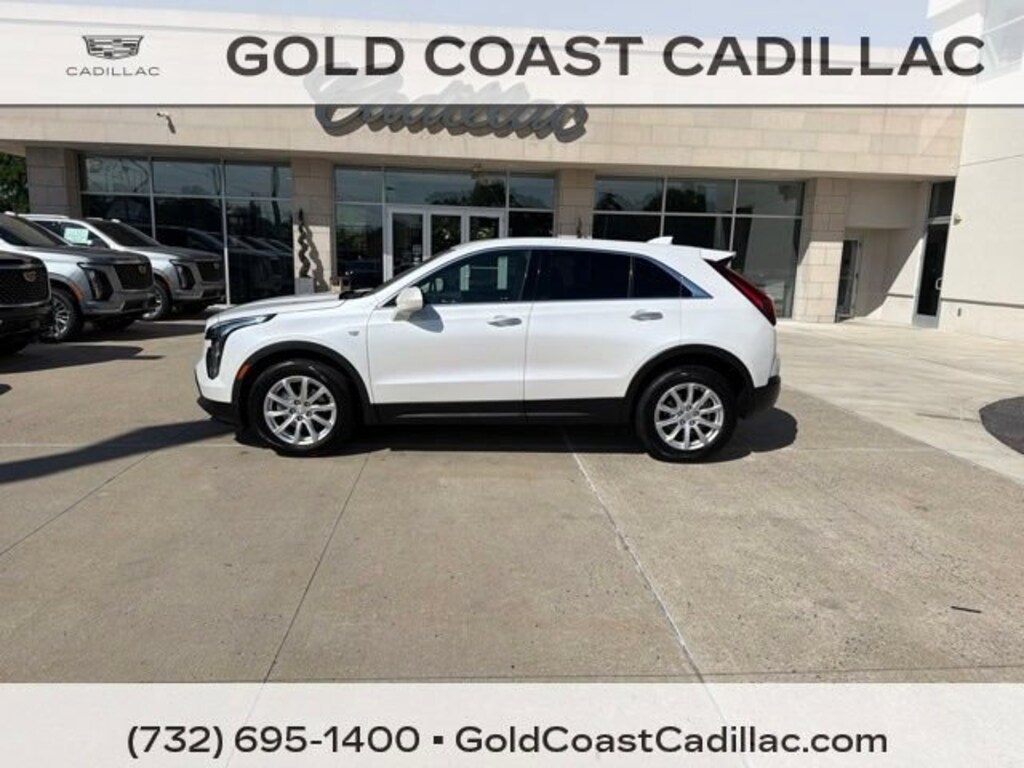 Used 2021 CADILLAC XT4 FWD Luxury SUV