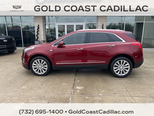 2017 Cadillac XT5 Platinum photo 2