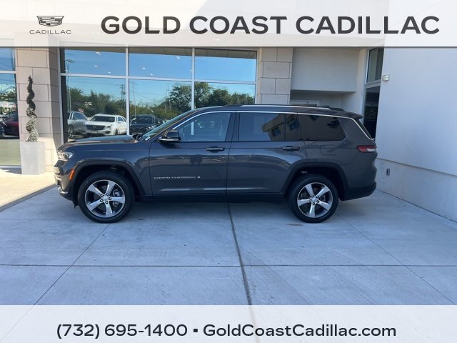 2022 Jeep Grand Cherokee Limited photo 2