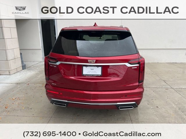 2023 Cadillac XT6 Premium Luxury photo 3
