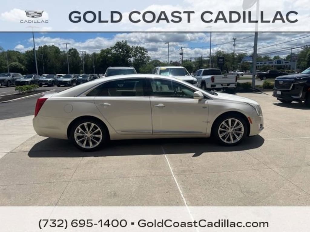 Used 2014 CADILLAC XTS Luxury Sedan
