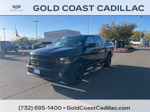 2016 RAM 1500 Express 4x4 Crew Cab 5'7's photo