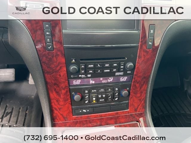 2011 Cadillac Escalade ESV Luxury - Photo 23