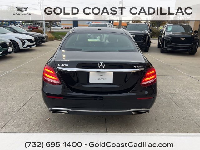 2019 Mercedes Benz E 300 photo 2