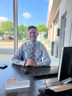 Staff member KEVIN CRUZ from 6a5cc3e57091