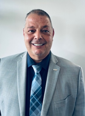 Staff member DAVE MANDRA from 6a5cc3e57091