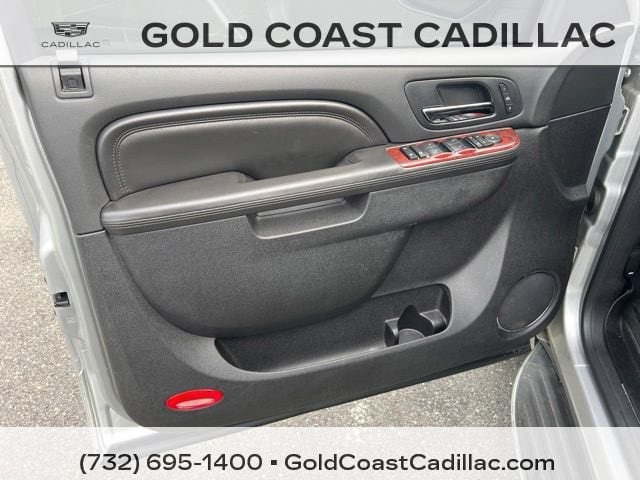 2011 Cadillac Escalade ESV Luxury - Photo 18