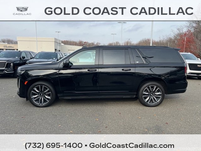 2021 Cadillac Escalade ESV Sport photo 2