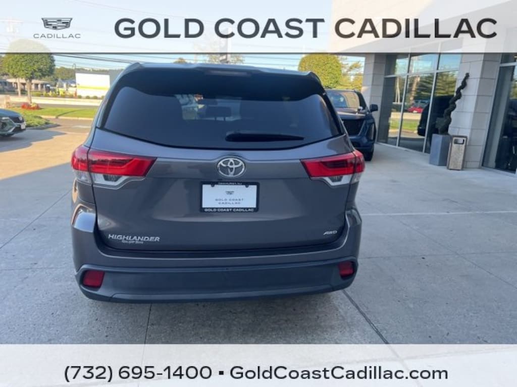 Used 2019 Toyota Highlander LE SUV