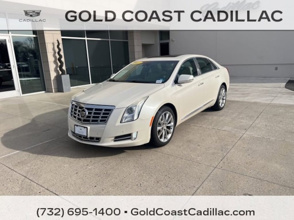 Used 2013 CADILLAC XTS Luxury Sedan