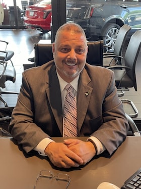 Staff member DAVE MANDRA from 6a5cc3e57091