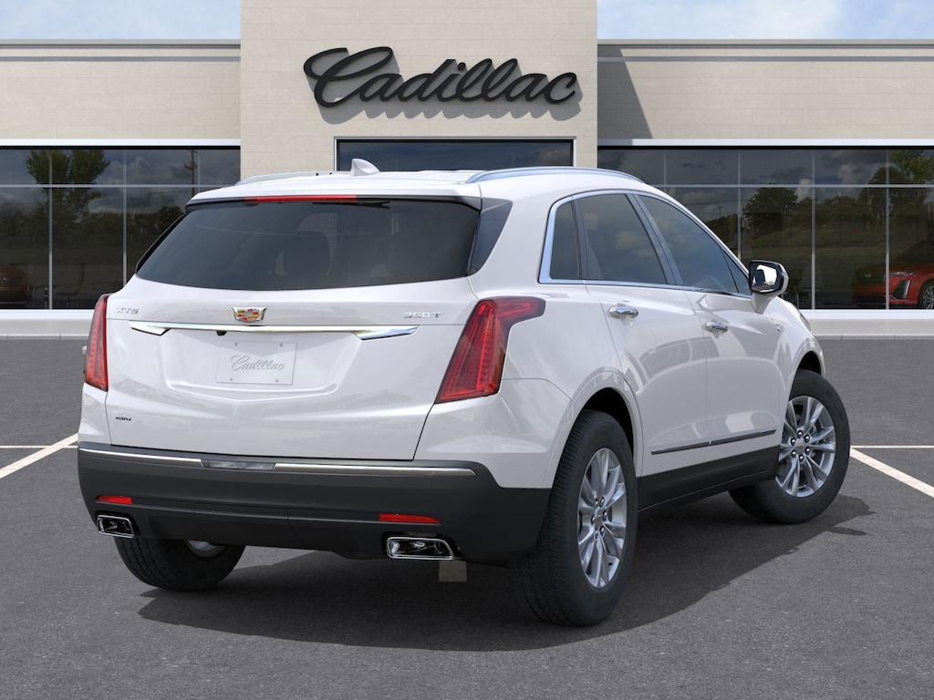 New 2026 CADILLAC XT5 Luxury SUV