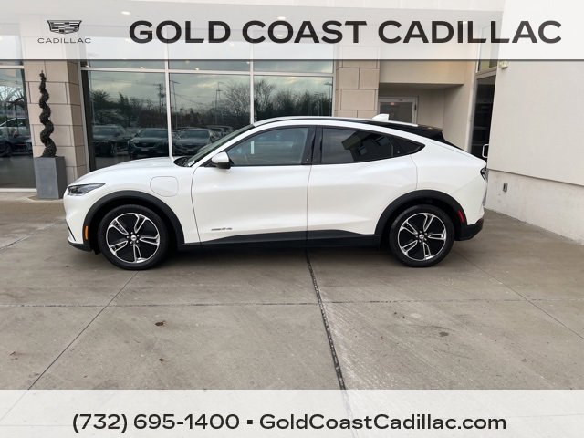 2022 Ford Mustang Mach-E Select photo 2