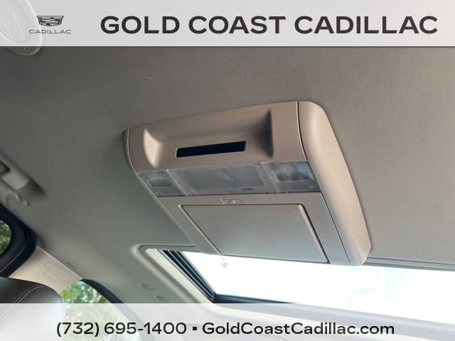 2011 Cadillac Escalade ESV Luxury - Photo 11