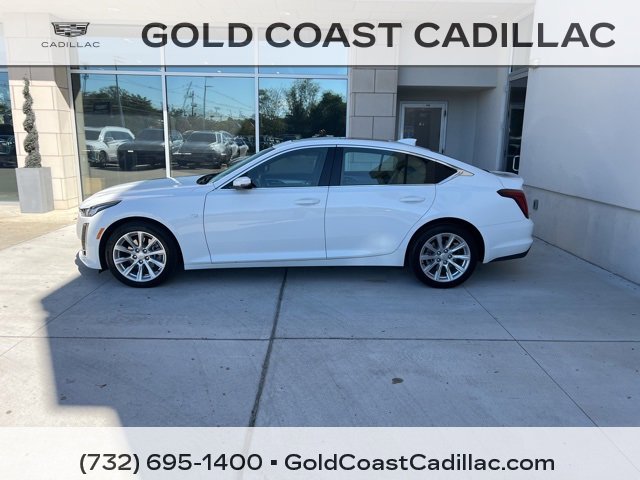 2023 Cadillac CT5 Luxury photo 2