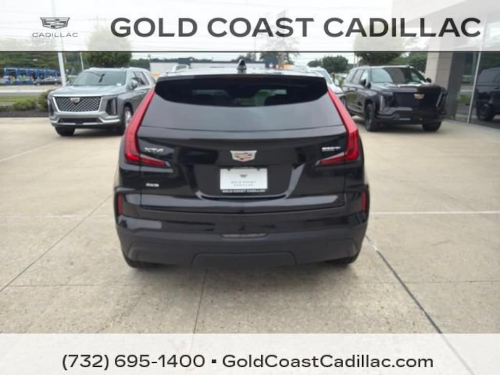 Used 2024 CADILLAC XT4 Luxury SUV
