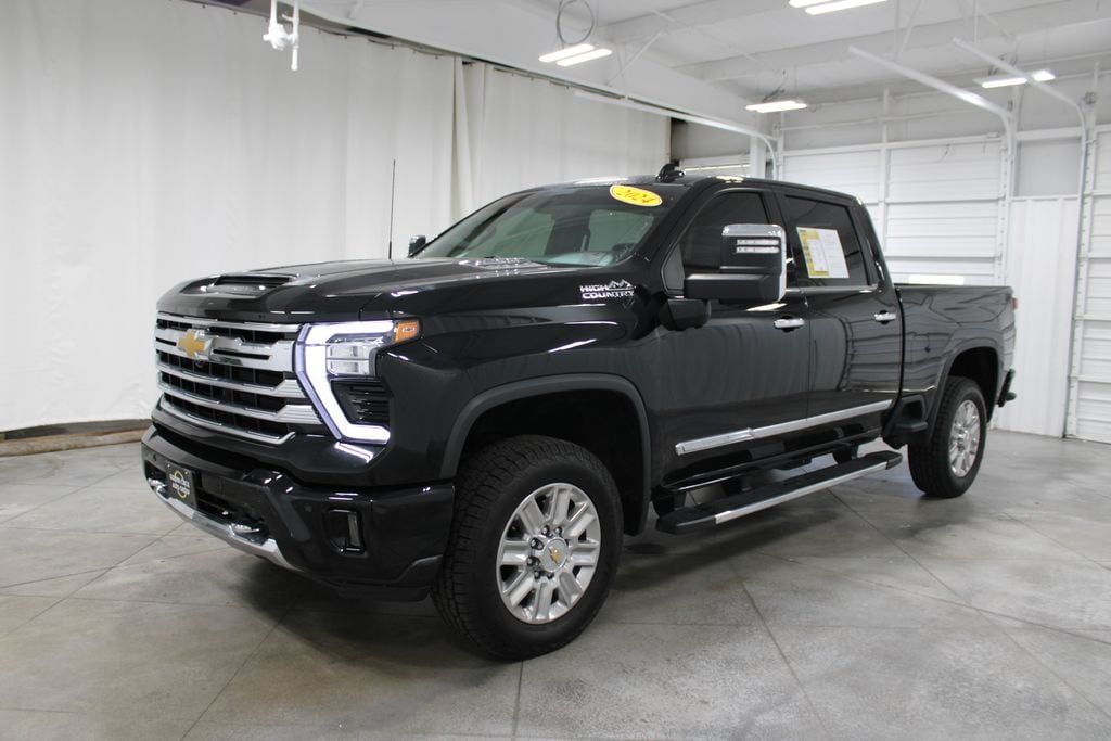 Used 2024 Chevrolet Silverado 2500HD High Country Truck