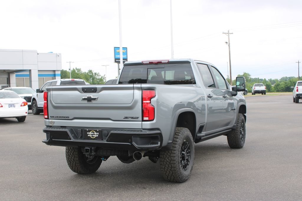 2026 Chevrolet Silverado 2500 HD ZR2 - Photo 9
