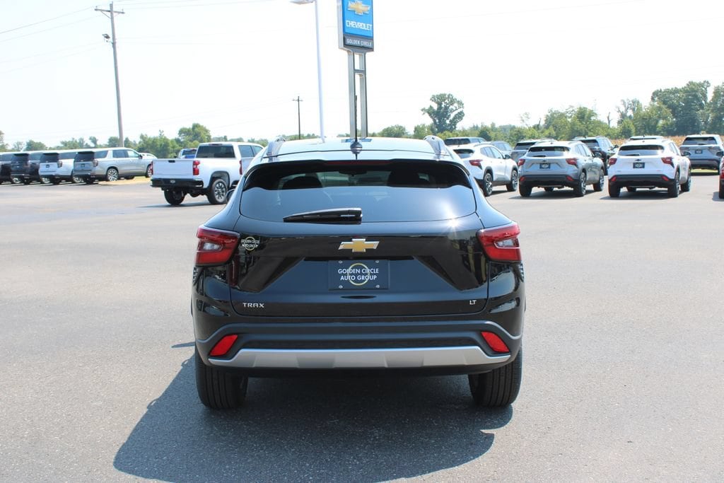 2026 Chevrolet Trax LT - Photo 8
