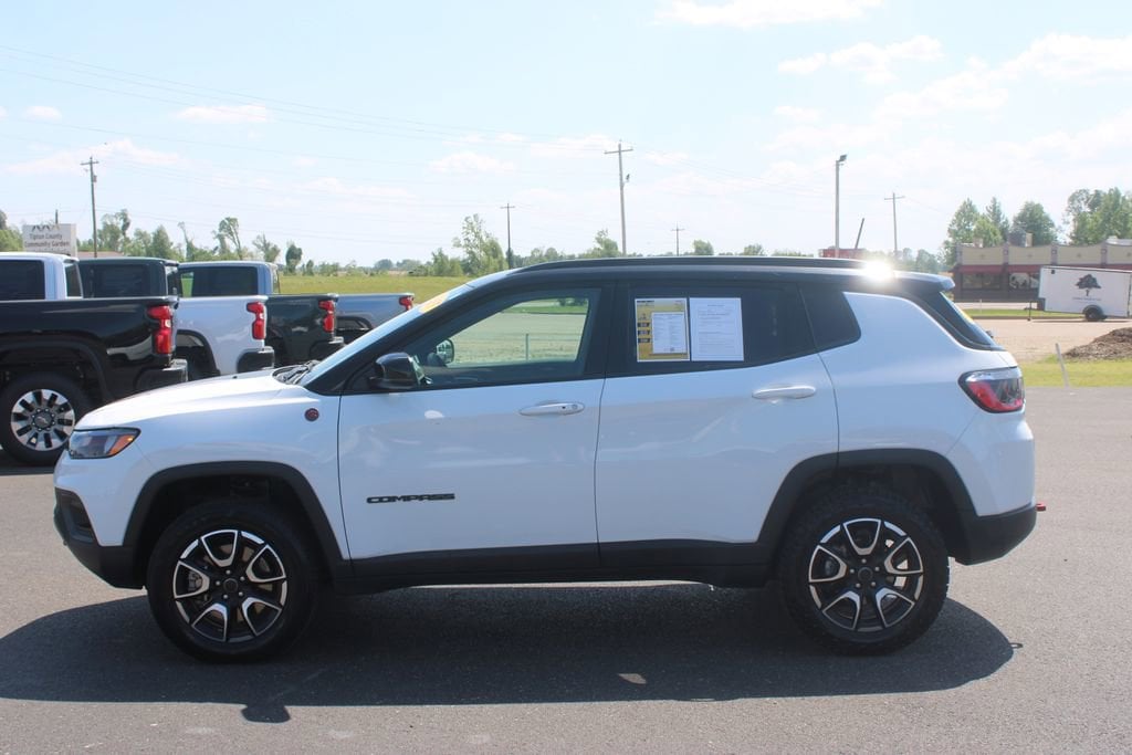 2025 Jeep Compass Trailhawk - Photo 6