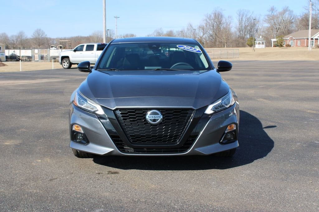 Used 2022 Nissan Altima 2.5 SR Sedan