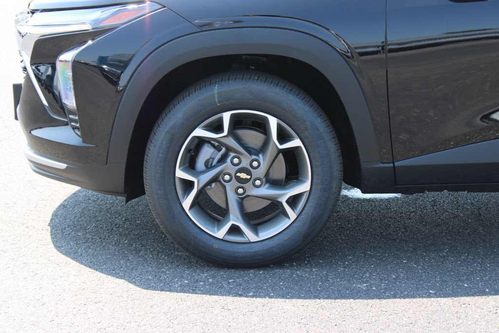 2026 Chevrolet Trax LT - Photo 19