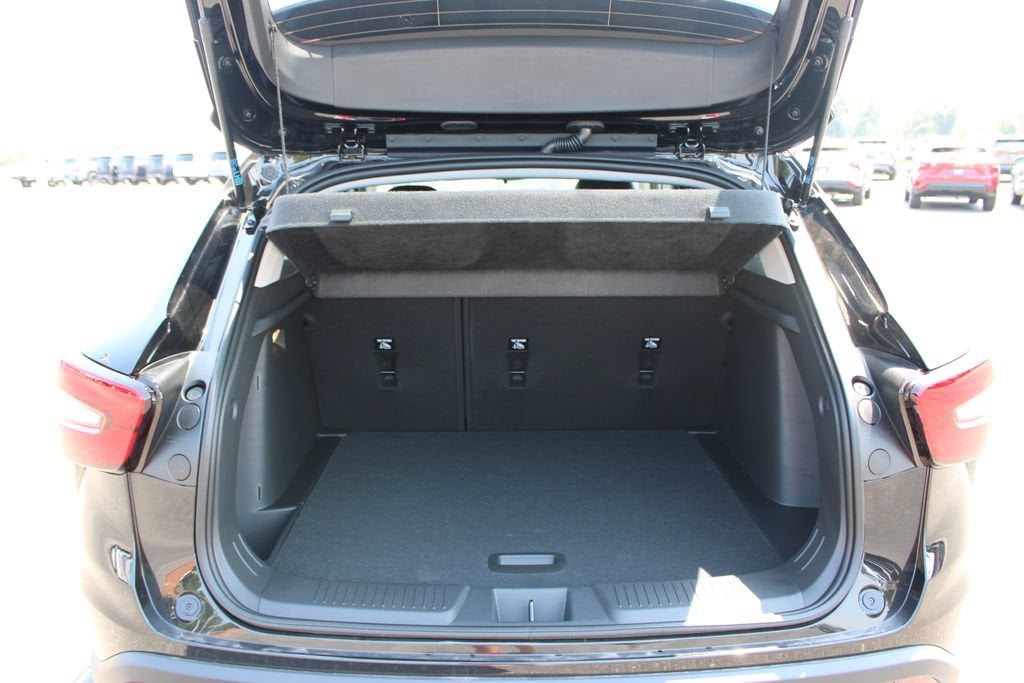 2026 Chevrolet Trax LT - Photo 17