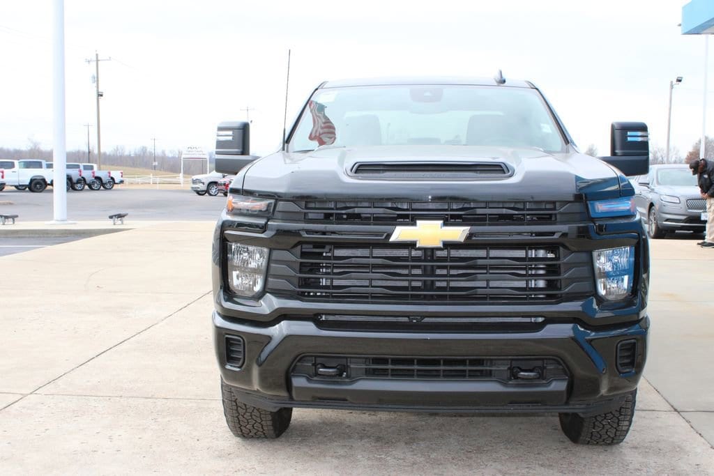 New 2025 Chevrolet Silverado 2500 HD Custom Truck