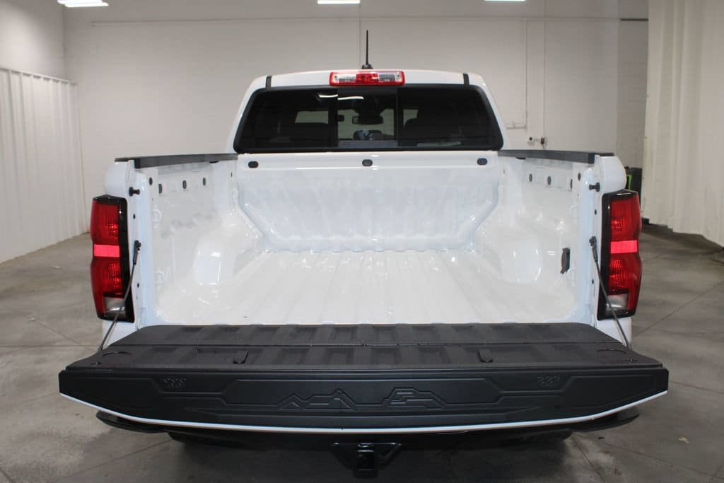 2025 Chevrolet Colorado Z71 - Photo 18