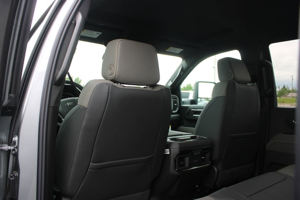 2026 Chevrolet Silverado 2500 HD ZR2 - Photo 30