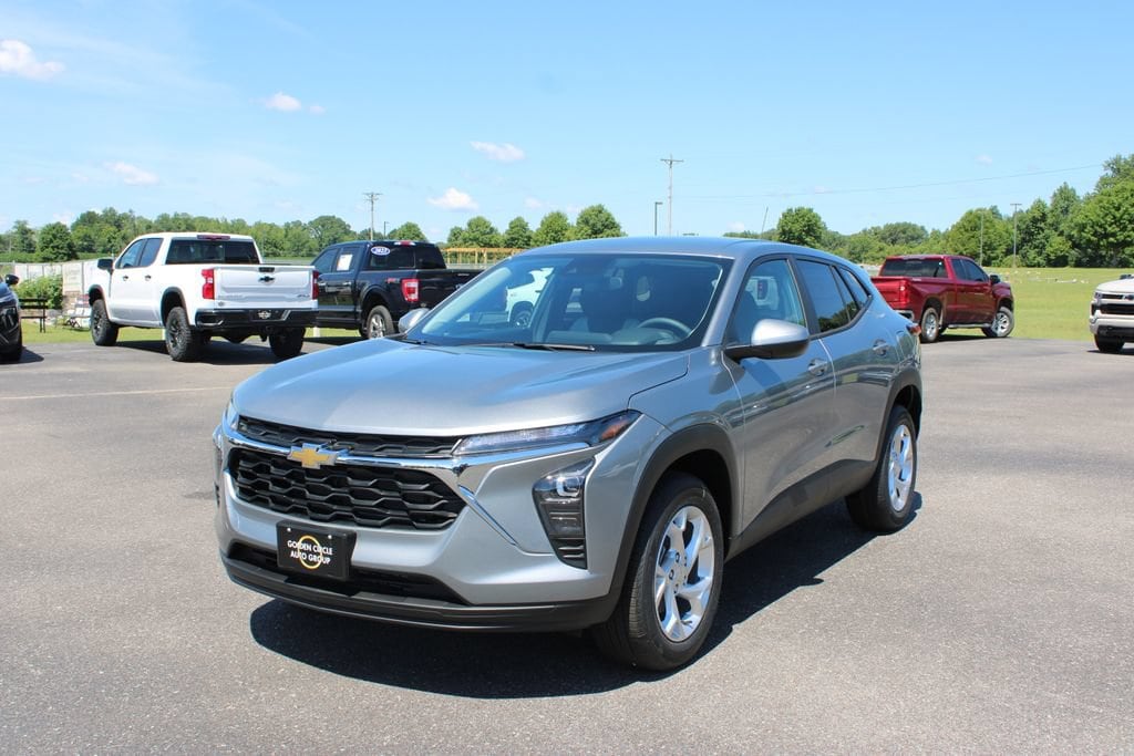 New 2026 Chevrolet Trax LS SUV