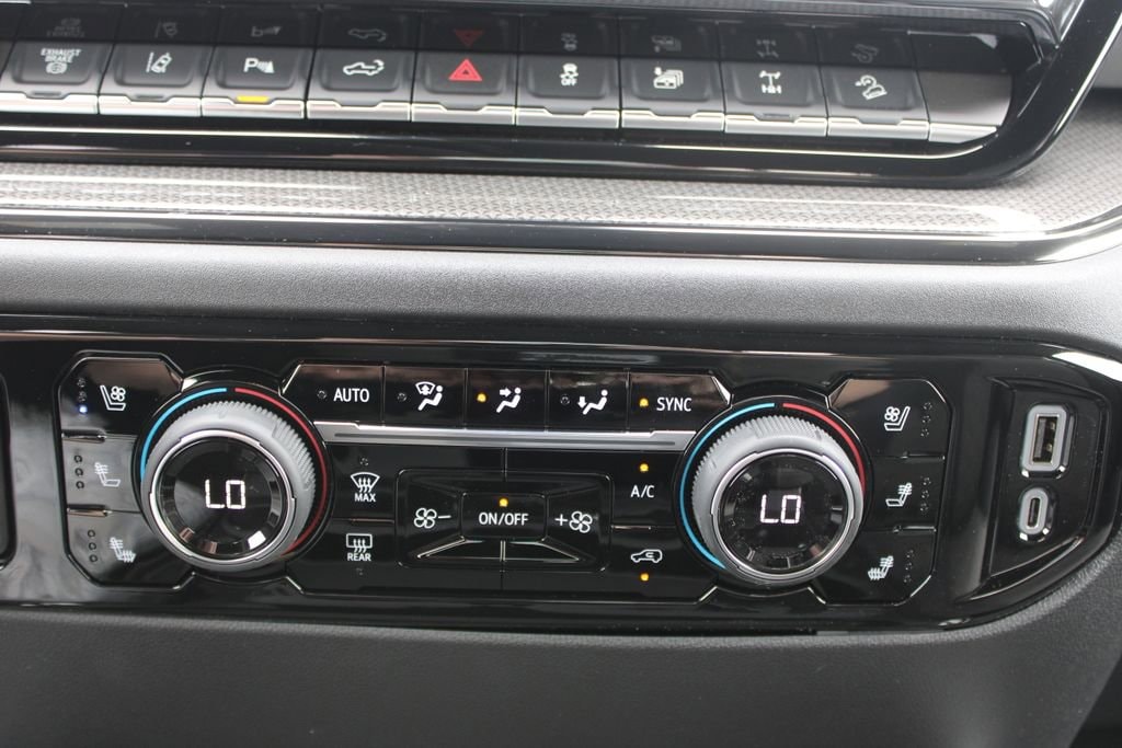 2026 Chevrolet Silverado 2500 HD ZR2 - Photo 48