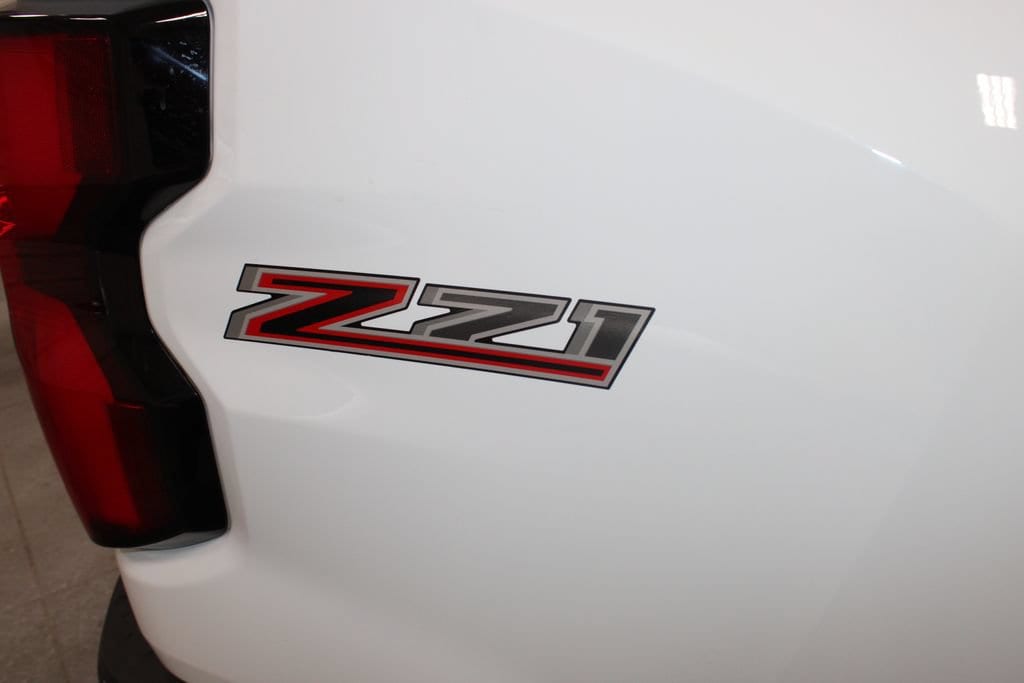 2025 Chevrolet Colorado Z71 - Photo 13