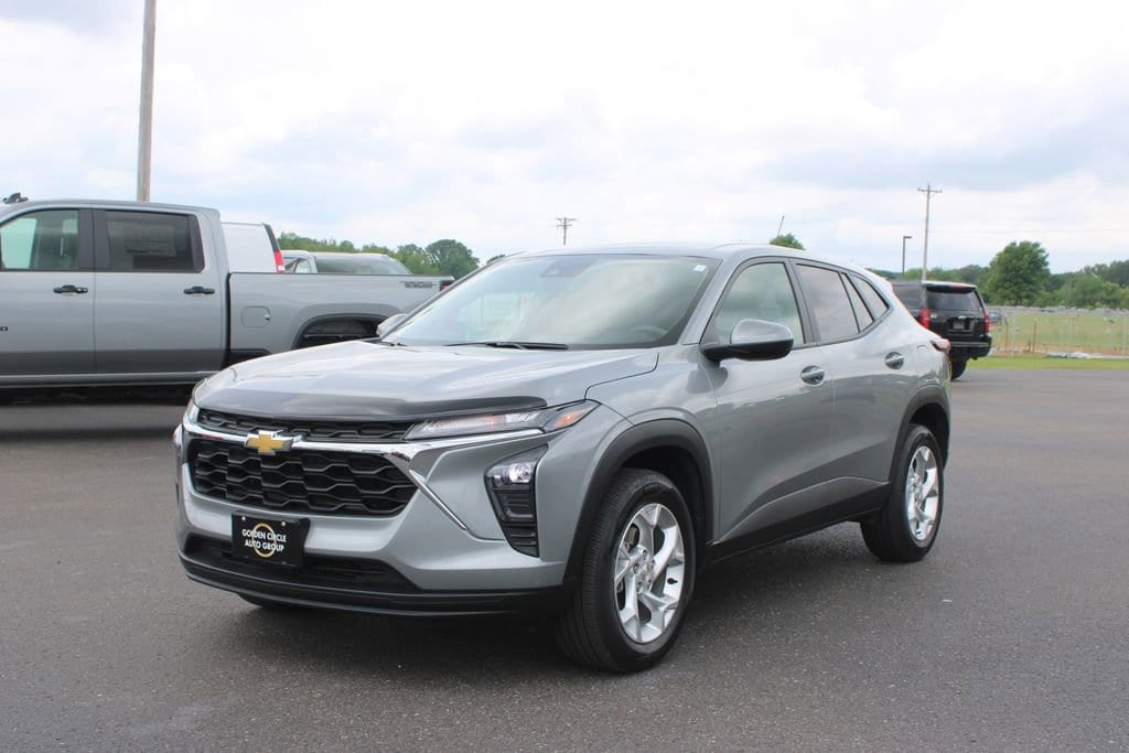 Used 2024 Chevrolet Trax LS SUV